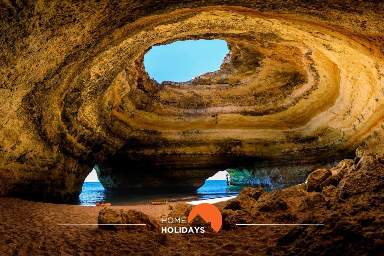 #102 V5 Clube By Holidays Holiday home *